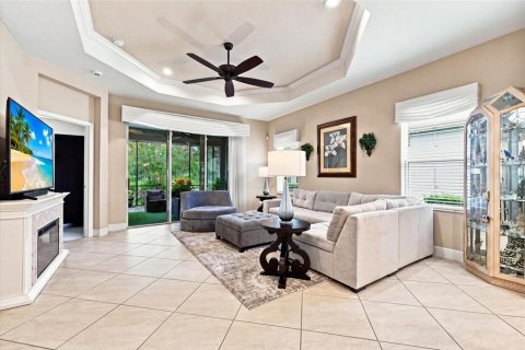 House in Lakewood Ranch, Florida 2 bedrooms, 150.22 sq.m. № 2280328 - photo 21
