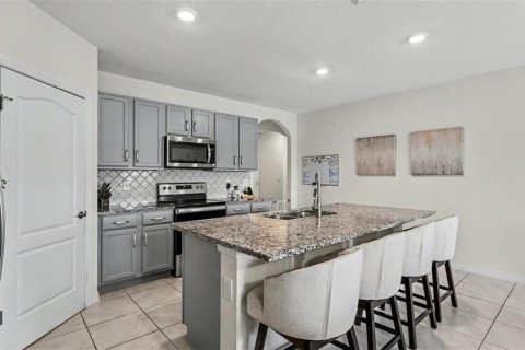 House in Lakeland, Florida 4 bedrooms, 171.96 sq.m. № 2152224 - photo 11