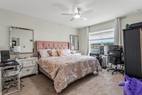 House in Lakeland, Florida 4 bedrooms, 171.96 sq.m. № 2152224 - photo 23