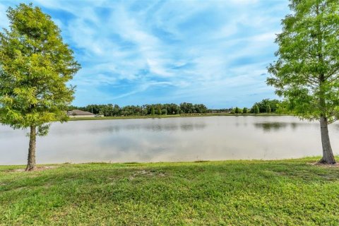House in Lakeland, Florida 4 bedrooms, 171.96 sq.m. № 2152224 - photo 5