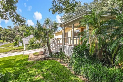 House in Clermont, Florida 2 bedrooms, 118.08 sq.m. № 1899948 - photo 3