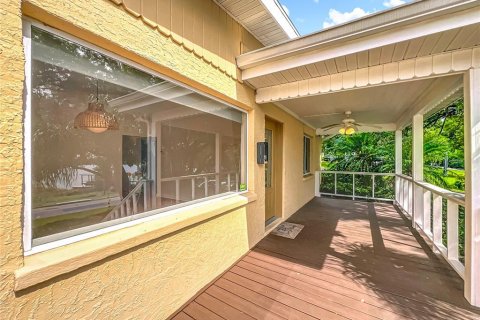 House in Clermont, Florida 2 bedrooms, 118.08 sq.m. № 1899948 - photo 8