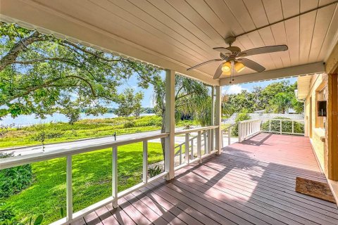 House in Clermont, Florida 2 bedrooms, 118.08 sq.m. № 1899948 - photo 11