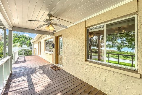 House in Clermont, Florida 2 bedrooms, 118.08 sq.m. № 1899948 - photo 10