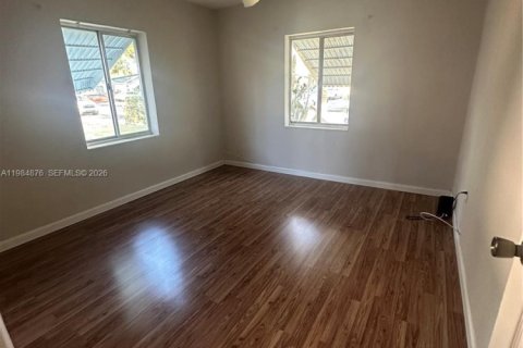 Снять в аренду виллу или дом в Холливуд, Флорида 2 спальни, 160.54м2, № 2050829 - фото 6