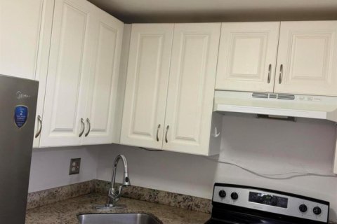 Copropriété à louer à Pompano Beach, Floride: 1 chambre, 60.39 m2 № 2086007 - photo 2