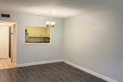 Copropriété à louer à Pompano Beach, Floride: 1 chambre, 60.39 m2 № 2086007 - photo 4