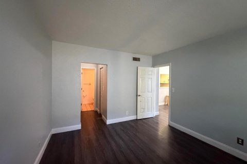 Copropriété à louer à Pompano Beach, Floride: 1 chambre, 60.39 m2 № 2086007 - photo 8