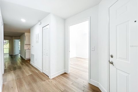 Купить кондоминиум в Орландо, Флорида 3 комнаты, 108.6м2, № 1908537 - фото 8