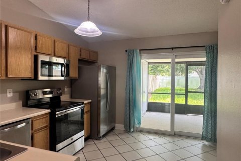 Casa en venta en Brandon, Florida, 2 dormitorios, 78.13 m2 № 1899932 - foto 7