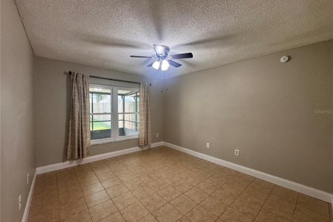 Casa en venta en Brandon, Florida, 2 dormitorios, 78.13 m2 № 1899932 - foto 15