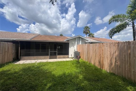 Casa en venta en Brandon, Florida, 2 dormitorios, 78.13 m2 № 1899932 - foto 29