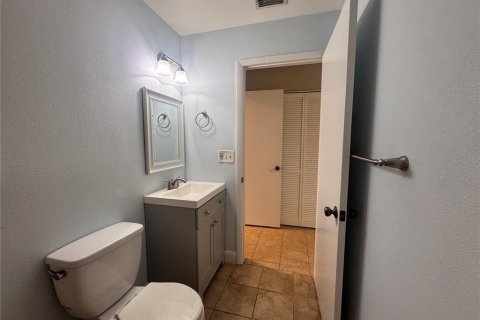 Casa en venta en Brandon, Florida, 2 dormitorios, 78.13 m2 № 1899932 - foto 20