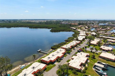 Condominio en venta en Bradenton, Florida, 2 dormitorios, 120.4 m2 № 1609542 - foto 2