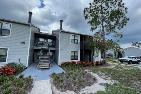 Condo in Casselberry, Florida, 2 bedrooms  № 1913037 - photo 23