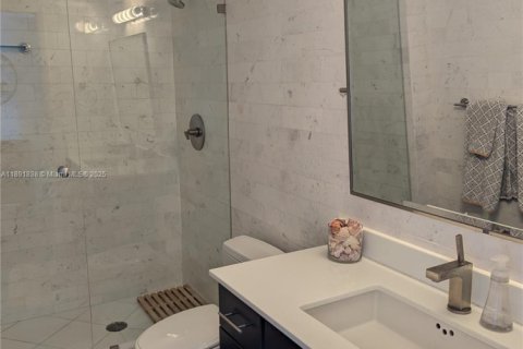 Copropriété à louer à Miami, Floride: 2 chambres, 119.75 m2 № 2169781 - photo 22
