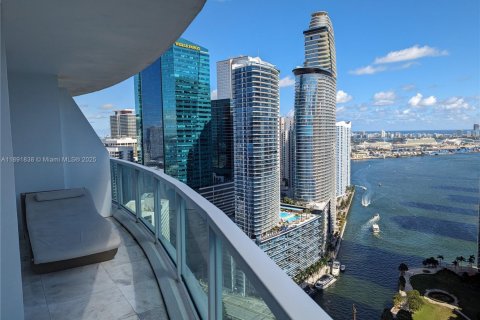 Copropriété à louer à Miami, Floride: 2 chambres, 119.75 m2 № 2169781 - photo 29