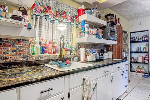 House in Daytona Beach, Florida 3 bedrooms, 115.94 sq.m. № 1881141 - photo 27