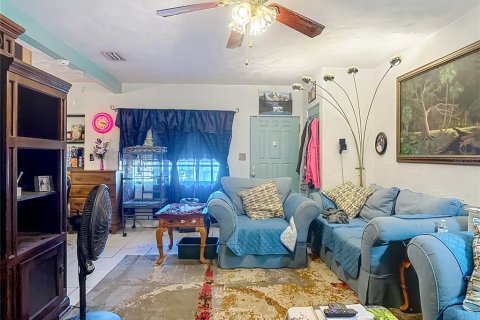 House in Daytona Beach, Florida 3 bedrooms, 115.94 sq.m. № 1881141 - photo 3