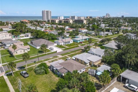 House in Daytona Beach, Florida 3 bedrooms, 115.94 sq.m. № 1881141 - photo 7
