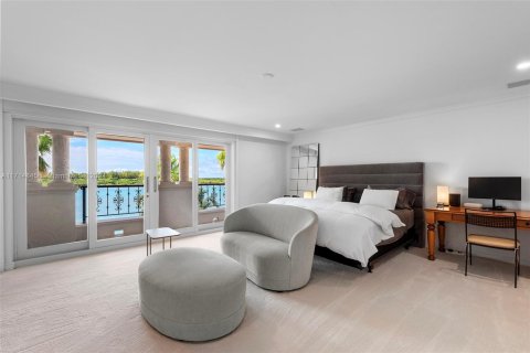 Купить кондоминиум в Майами-Бич, Флорида 3 спальни, 292.27м2, № 2054103 - фото 30