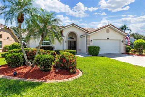 Casa en Bradenton, Florida 3 dormitorios, 202.62 m2 № 2381300