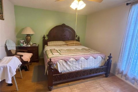 Copropriété à vendre à Tamarac, Floride: 2 chambres, 95.22 m2 № 1946757 - photo 12