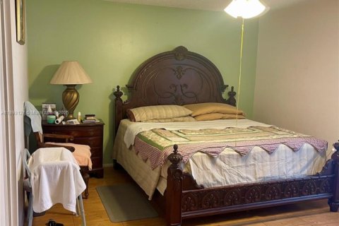 Copropriété à vendre à Tamarac, Floride: 2 chambres, 95.22 m2 № 1946757 - photo 6
