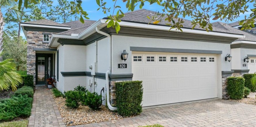 Townhouse in Ormond Beach, Florida 2 bedrooms, 140.28 sq.m. № 1566794