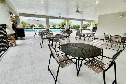 Villa ou maison à louer à Ocoee, Floride: 4 chambres, 269.79 m2 № 2385636 - photo 18