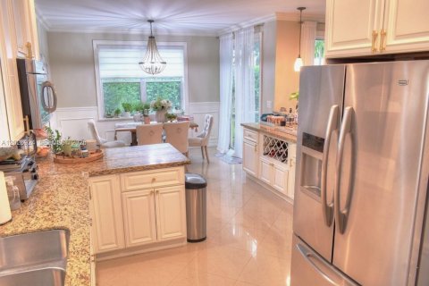 Casa en venta en Coral Springs, Florida, 3 dormitorios, 166.85 m2 № 2272475 - foto 11