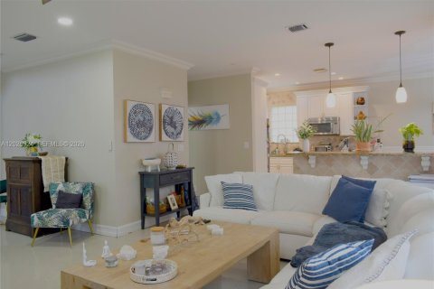 Casa en venta en Coral Springs, Florida, 3 dormitorios, 166.85 m2 № 2272475 - foto 26