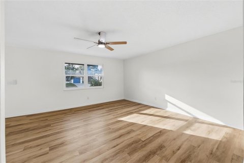 Villa ou maison à vendre à Melbourne, Floride: 3 chambres, 103.12 m2 № 2436666 - photo 6