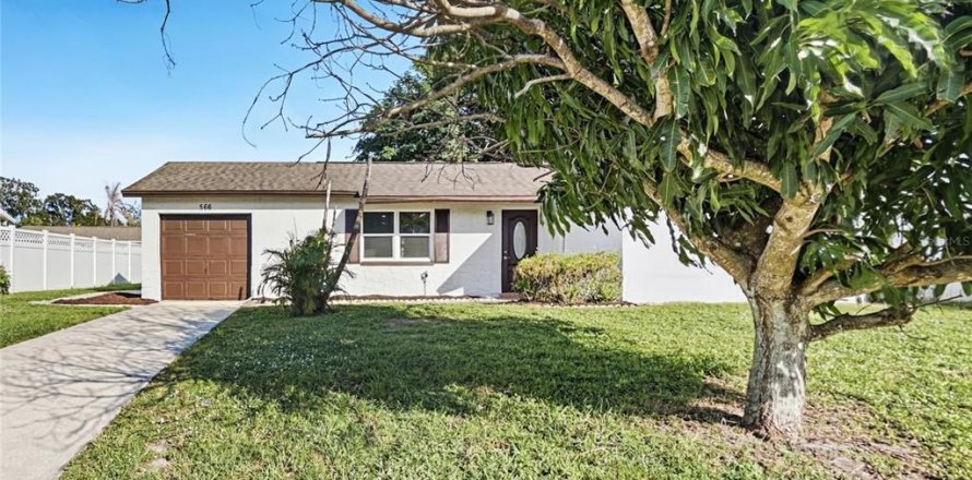 Villa ou maison à Melbourne, Floride 3 chambres, 103.12 m2 № 2436666
