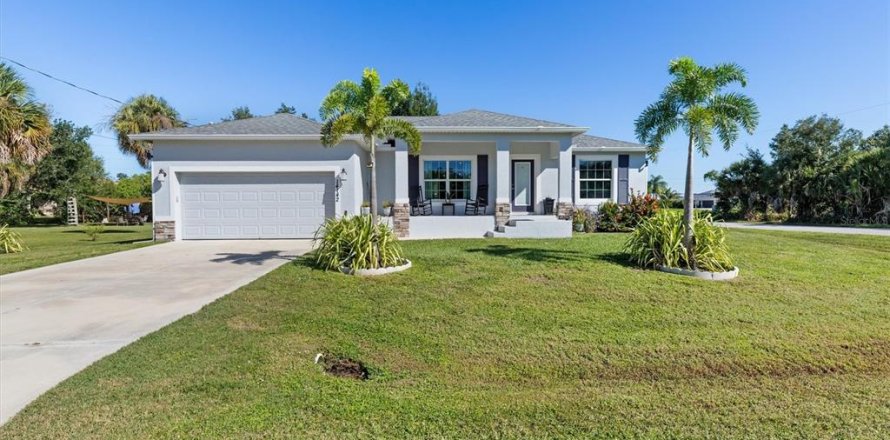 Villa ou maison à Port Charlotte, Floride 3 chambres, 146.04 m2 № 2431629
