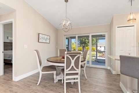 Villa ou maison à vendre à Port Charlotte, Floride: 3 chambres, 146.04 m2 № 2431629 - photo 23