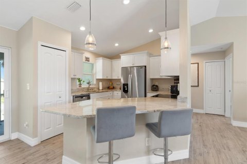 Villa ou maison à vendre à Port Charlotte, Floride: 3 chambres, 146.04 m2 № 2431629 - photo 18