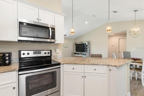 Villa ou maison à vendre à Port Charlotte, Floride: 3 chambres, 146.04 m2 № 2431629 - photo 21