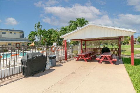 Copropriété à vendre à Fort Lauderdale, Floride: 2 chambres, 80.36 m2 № 2084414 - photo 30