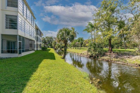 Copropriété à vendre à Fort Lauderdale, Floride: 2 chambres, 80.36 m2 № 2084414 - photo 23