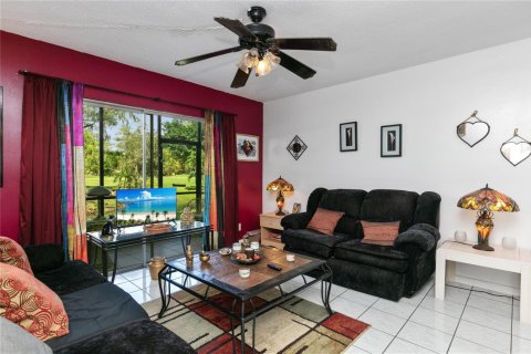 Copropriété à vendre à Fort Lauderdale, Floride: 2 chambres, 80.36 m2 № 2084414 - photo 4