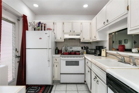 Copropriété à vendre à Fort Lauderdale, Floride: 2 chambres, 80.36 m2 № 2084414 - photo 11