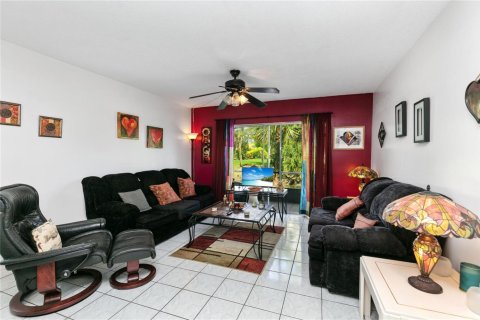 Copropriété à vendre à Fort Lauderdale, Floride: 2 chambres, 80.36 m2 № 2084414 - photo 5