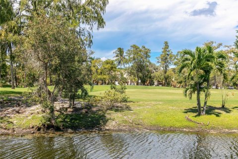 Copropriété à vendre à Fort Lauderdale, Floride: 2 chambres, 80.36 m2 № 2084414 - photo 24