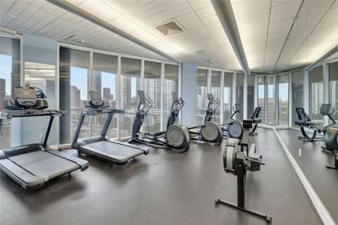 Condo in Miami, Florida, 2 bedrooms  № 1944237 - photo 26