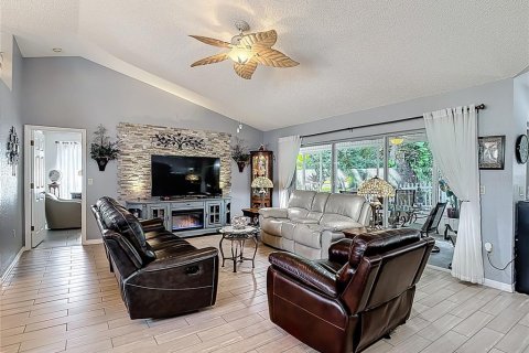 House in Hudson, Florida 3 bedrooms, 155.8 sq.m. № 1883752 - photo 15