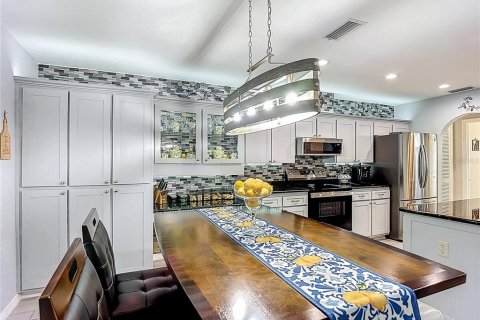 House in Hudson, Florida 3 bedrooms, 155.8 sq.m. № 1883752 - photo 24