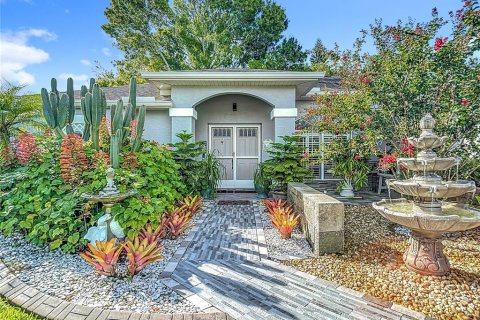 House in Hudson, Florida 3 bedrooms, 155.8 sq.m. № 1883752 - photo 6