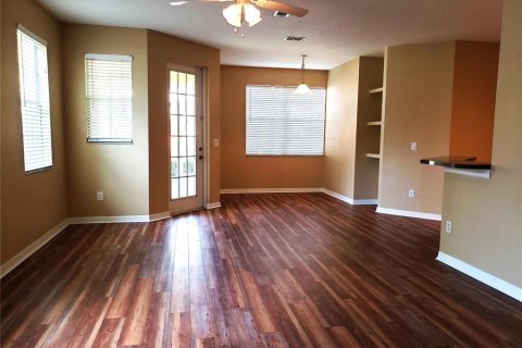 Condo in Oviedo, Florida, 3 bedrooms  № 1747352 - photo 4