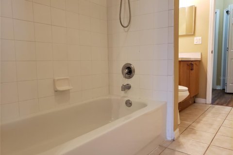 Condo in Oviedo, Florida, 3 bedrooms  № 1747352 - photo 27